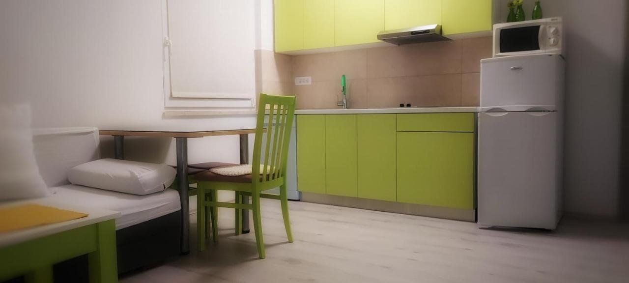 Apartmani Svjetlana Veglia Exterior foto